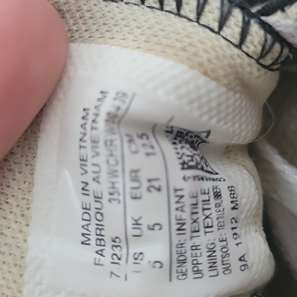 Infant Converse - Picture 2 of 2